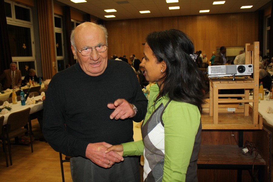 ../Images/Feiern in Hofheim Kirche 07.12.08 065.jpg